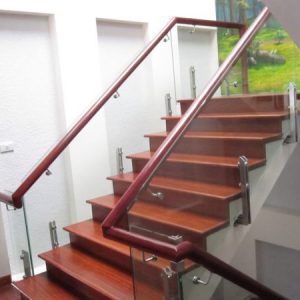 Lan Can Cầu Thang Kính Cường Lực Mẫu đẹp