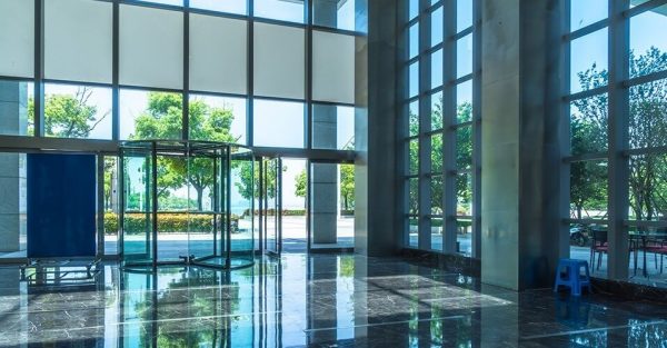 vách dựng kính thủ dầu một