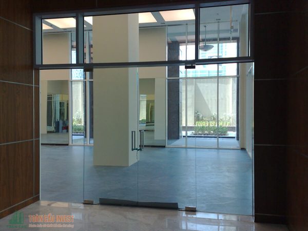 cửa kính cường lực giá rẻ