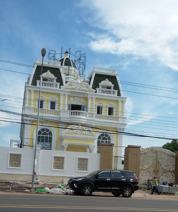 Cua Nhom Xingfa Nhap Khau 01 (1)