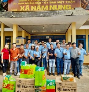Nhom Kinh Cao Cap Binh Duong 02 (1)