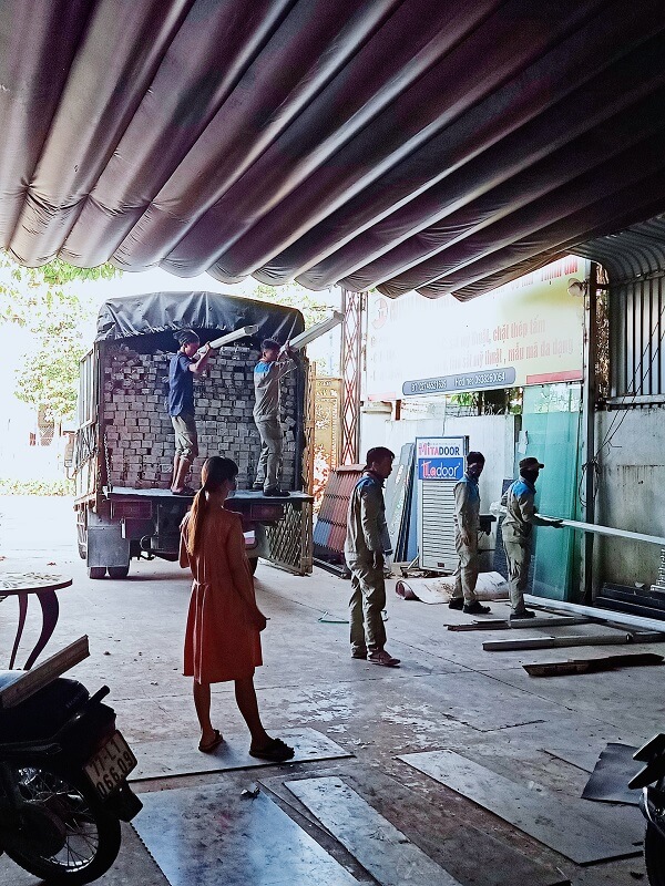 Nhom Kinh Binh Duong 02 (1)