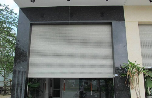 Cua Cuon Cao Cap Trinh Gia 01 (1)