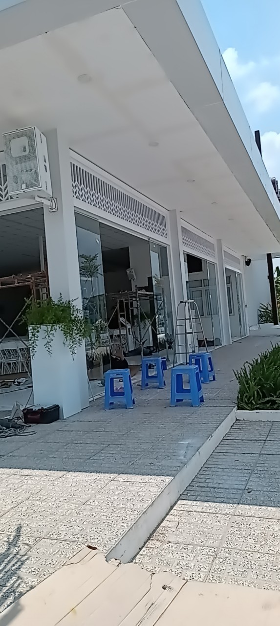 CỬA NHÔM KÍNH